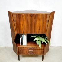 rosewood corner cabinet hoekkast Danish design palissander
