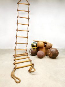 vintage industrial rope ladder touwladder vintage design