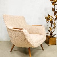 Vintage Dutch design easy armchair bouclé lounge chair 'Pure Nature'