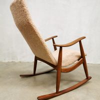 vintage design schommelstoel rocking chair sixties Dutch desing midcentury interior