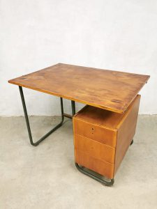 Industrial writing desk industrieel bureau 'Basic sixties'