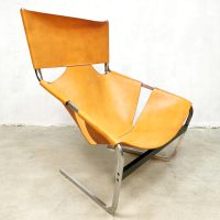 Vintage leather lounge chair fauteuil Pierre Paulin Artifort F444