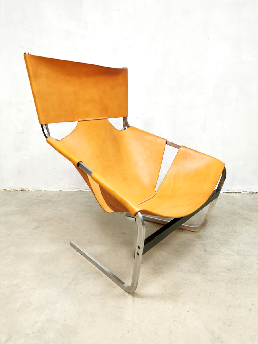 Vintage leather lounge chair fauteuil Pierre Paulin Artifort F444