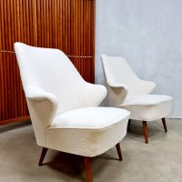 Midcentury wingback chair lounge fauteuil Artifort 'boucle'