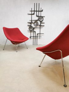 midcentury design artifort design chair Oyster Pierre paulin
