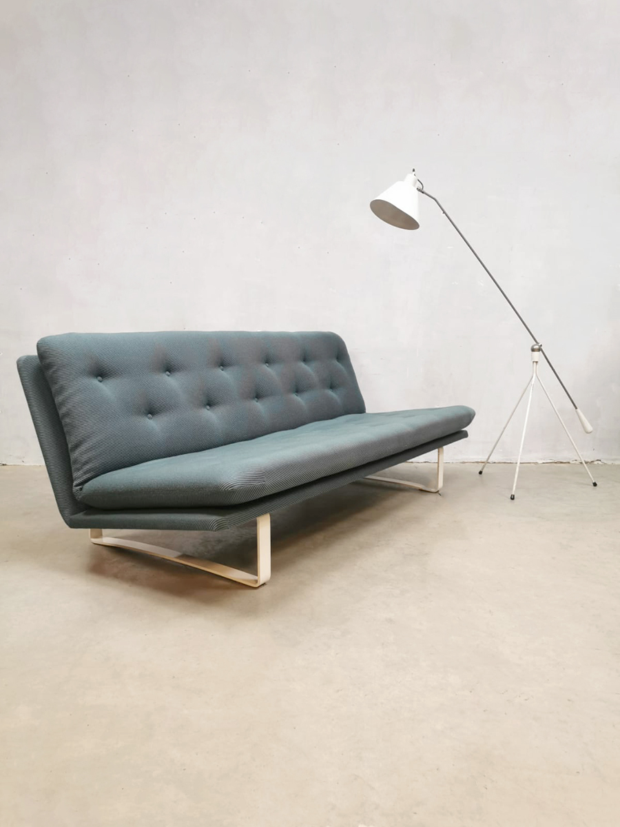 Midcentury Dutch design sofa vintage bank Kho Liang ie Artifort