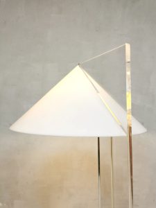 Vintage Plexiglass Perspex floor lamp vloerlamp Harco Loor