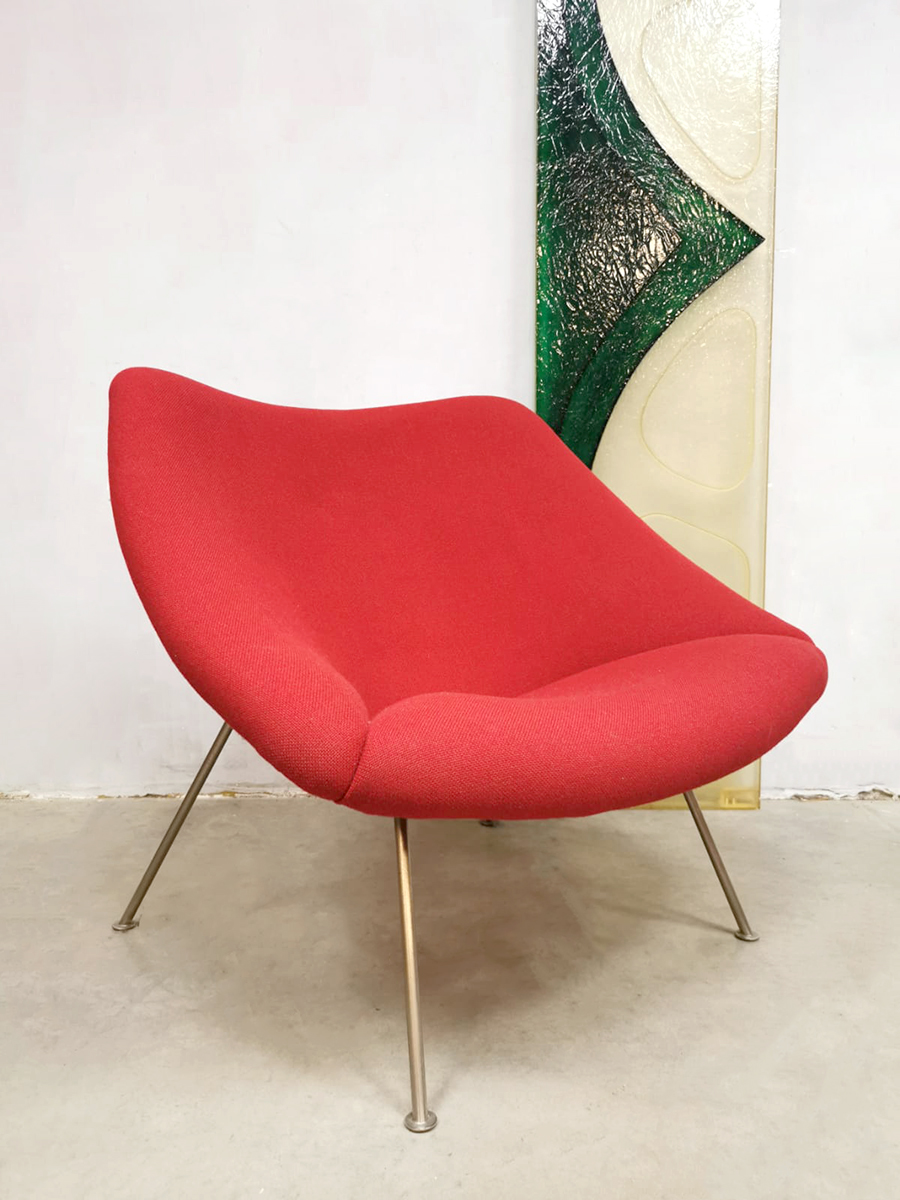 Dutch design ‘Oyster’ easy chair Artifort Pierre Paulin F157 'Ladies model'