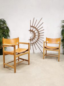 Midcentury design 'Hunting chairs' dining chairs eetkamerstoelen Børge Mogensen model 3238