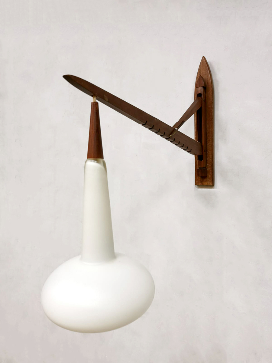 Danish vintage design glass drop wall lamp Deense wandlamp Holmegaard