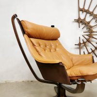 vintage Falcon chair midcentury design