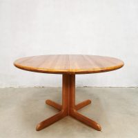 solid wood dining table Moller Danish design tafel