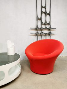 Dutch design Pierre Paulin easy chair fauteuil Artifort Mushroom ottoman F560