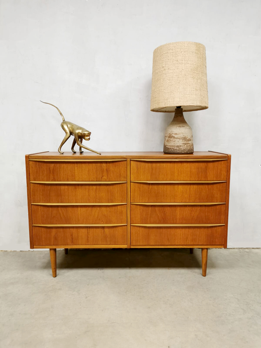 Midcentury Danish design 'double' chest of drawers cabinet ladekast