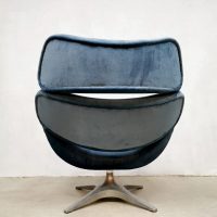 Romefa 'Magestic blue velvet' Vintage design swivel chair draaifauteuil Enrico Wallès
