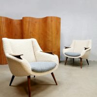 Midcentury Danish design armchairs lounge fauteuils 'Duo tone bouclé'