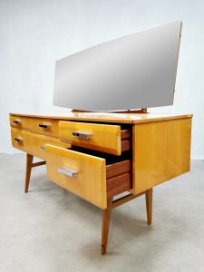 Vintage 'gloss maple' dressing table kaptafel Loebenstein Meredew Ltd.