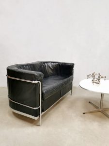 Vintage Italian design sofa loveseat bank ‘Black leather minimalism’ Paulo Lomazzi's for Zanotta style