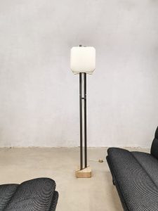 Midcentury Italian design floor lamp vloerlamp Bruno Munari Bali Danese
