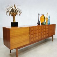 vintage design teak wood credenza sideboard dressoir Deense stijl Danish style