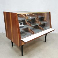 vintage toonbank industrieel counter industrial design cabinet chest of dwawers