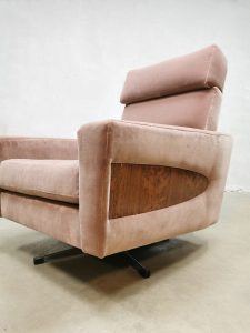 Midcentury lounge armchairs fauteuils rosewood 'Pretty pink duo'