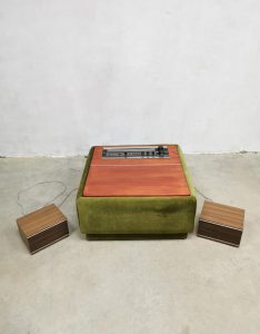 vintage retro Grundig radio meubel midcentruy design hoek tafel table