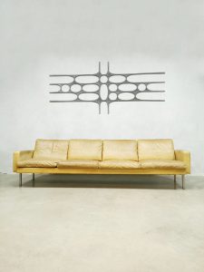 midcentury BZ55 Sofa by Martin Visser for T Spectrum leather zandkleurige leren bank