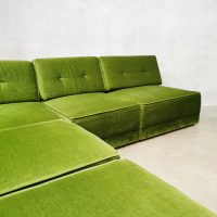 Midcentury modular sofa elementen bank 'Green velvet spirit'