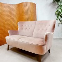 Midcentury Dutch vintage design sofa bank Theo Ruth Artifort ‘Pink velvet'