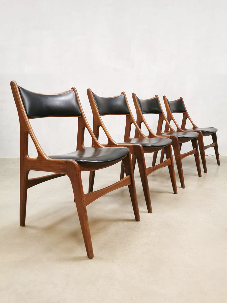 Midcentury Danish design dining chairs Deens eetkamerstoelen 'organic'