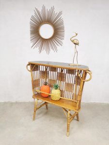 vintage rotan cocktail bar titki bar sixties jaren 60 rattan bar