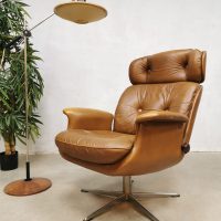 Vintage armchair swivel chair & ottoman 80's lounge fauteuil