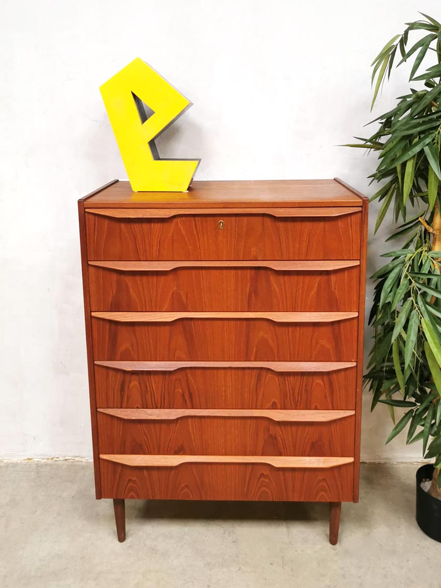 Vintage Danish design chest of drawers cabinet 'double'