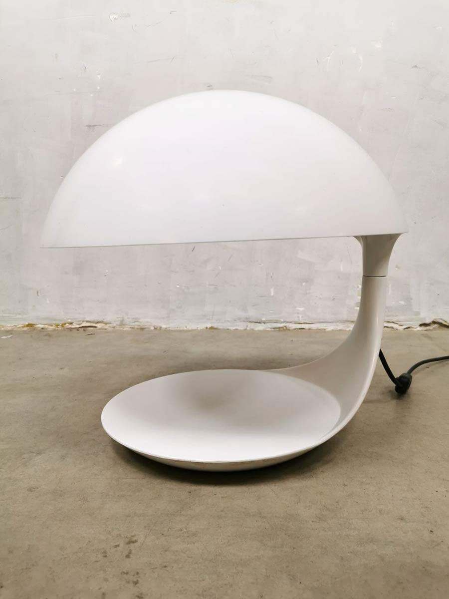 Bestwelhip Elio Martinelli Luce Cobra desk lamp vintage design