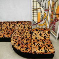 Velvet modular lounge sofa vintage design retro jaren 60 70 print
