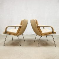 Set of two Vintage Dutch design loungechairs fauteuils Geoffrey Harcourt Artifort