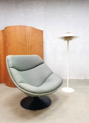 Vintage Dutch design swivel chair draaifauteuil Artifort Pierre Paulin F557