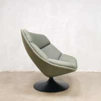Midcentury Dutch swivel chair draaifauteuil 1960's Artifort Pierre Paulin F557