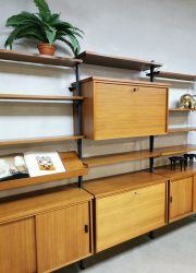 Vintage design modular wall unit modulair wandsysteem Olof Pira
