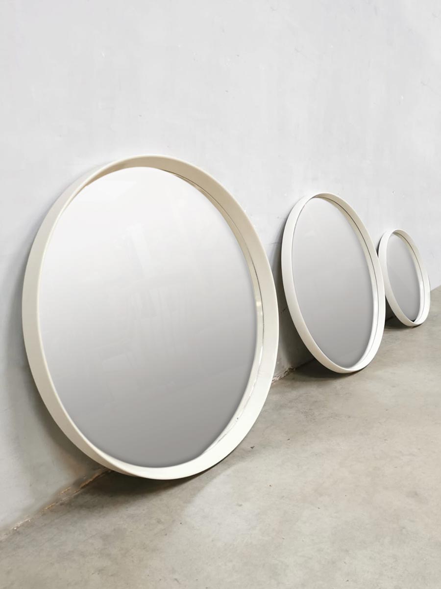 Alarmerend Clancy evalueren Vintage design minimalist mirror set of 3 'Trinity' ronde spiegels