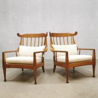 Vintage midcentury design spindle back chairs 'cowhorn'