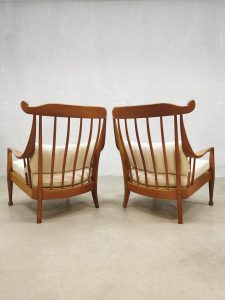 Vintage midcentury design spindle back chairs 'cowhorn'