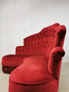 vintage french parisienne design retro couch fringe velvet red moulin rouge lounge bank