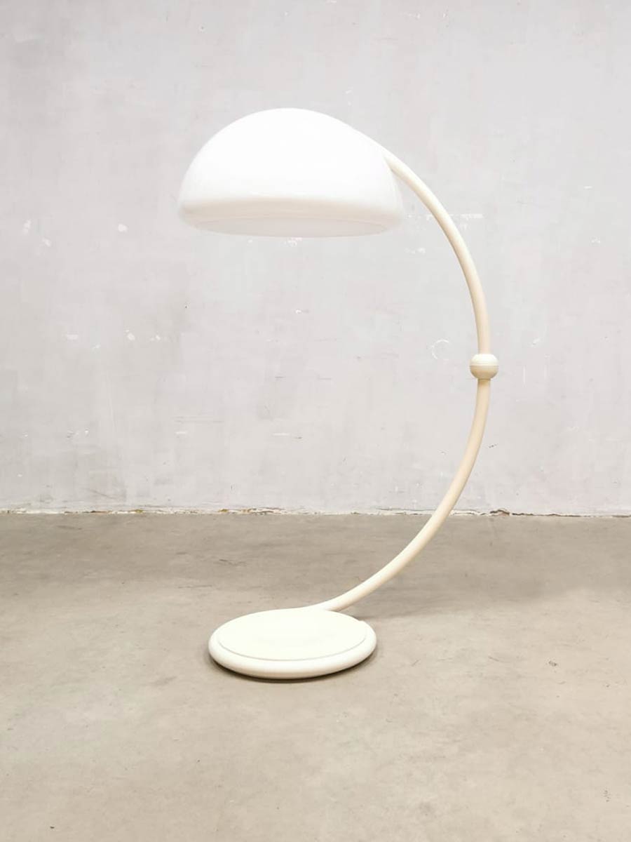 Vintage design ‘Serpente’ floor lamp booglamp Elio Martinelli Luce