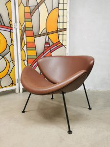 Pierre Paulin Artifort vintage design chair brown leather Orange Slice