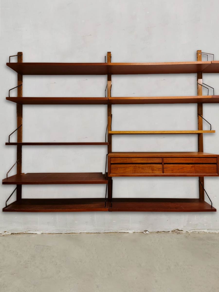 Midcentury Danish design modular wall unit shelf wandkast Poul Cadovius