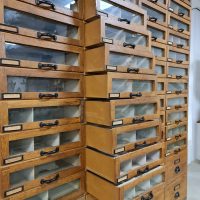 Vintage chest of drawers haberdashery cabinet fourniturenkast apothekerskast