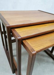 Midcentury design teak nesting tables mimiset bijzettafels G-Plan