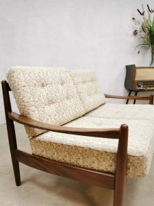 vintage sixties sofa Danish design Deens bankje twee zitter two seat love seat